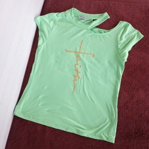 Nicole Fashion green shirt size Small